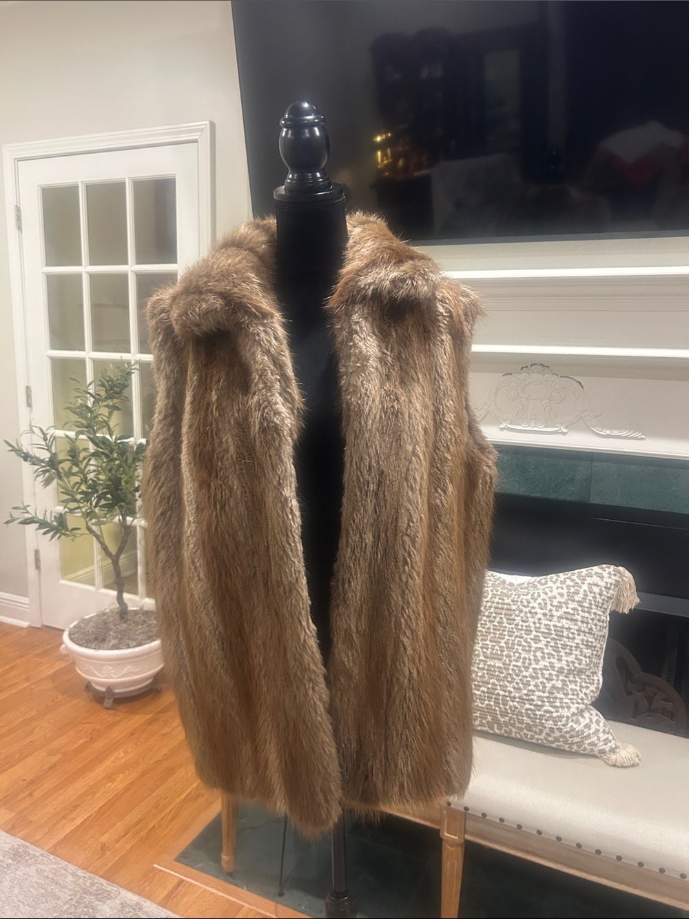 Beaver Real Fur Sleeveless Vest - Brown with detachable hood